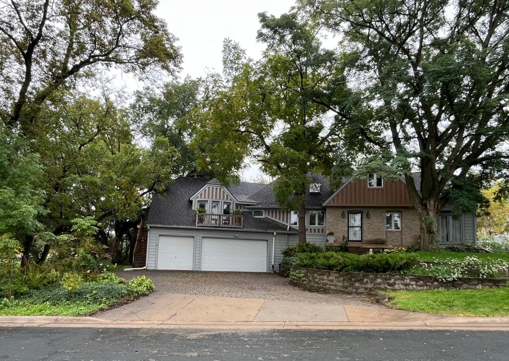 Photo of 618 2nd Avenue NE, Stewartville, MN 55976 (MLS # 7149732)