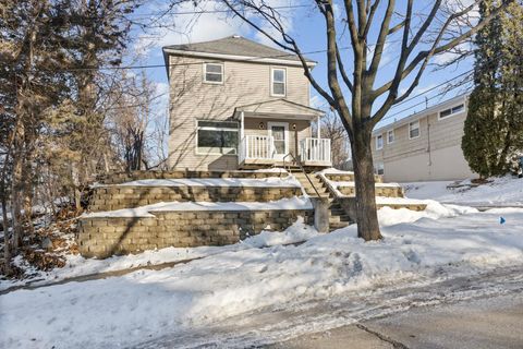 1111 28th Avenue NE Minneapolis MN 55418