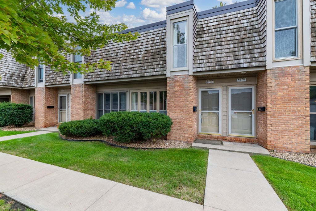 Photo of 6377 Barrie Road, Edina, MN 55435 (MLS # 7146754)