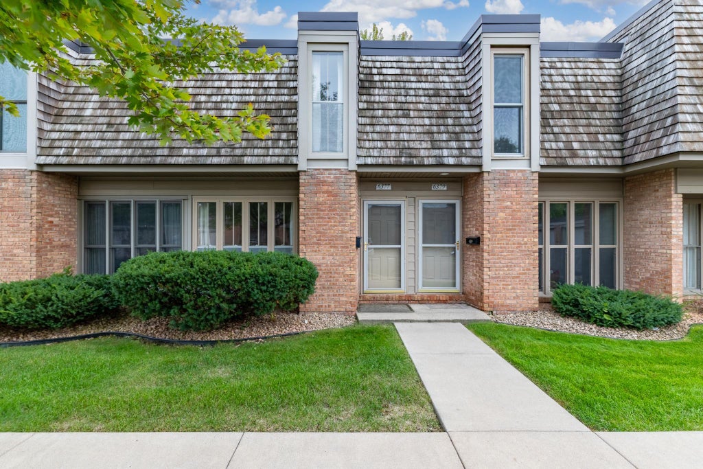 Photo of 6377 Barrie Road, Edina, MN 55435 (MLS # 7146754)