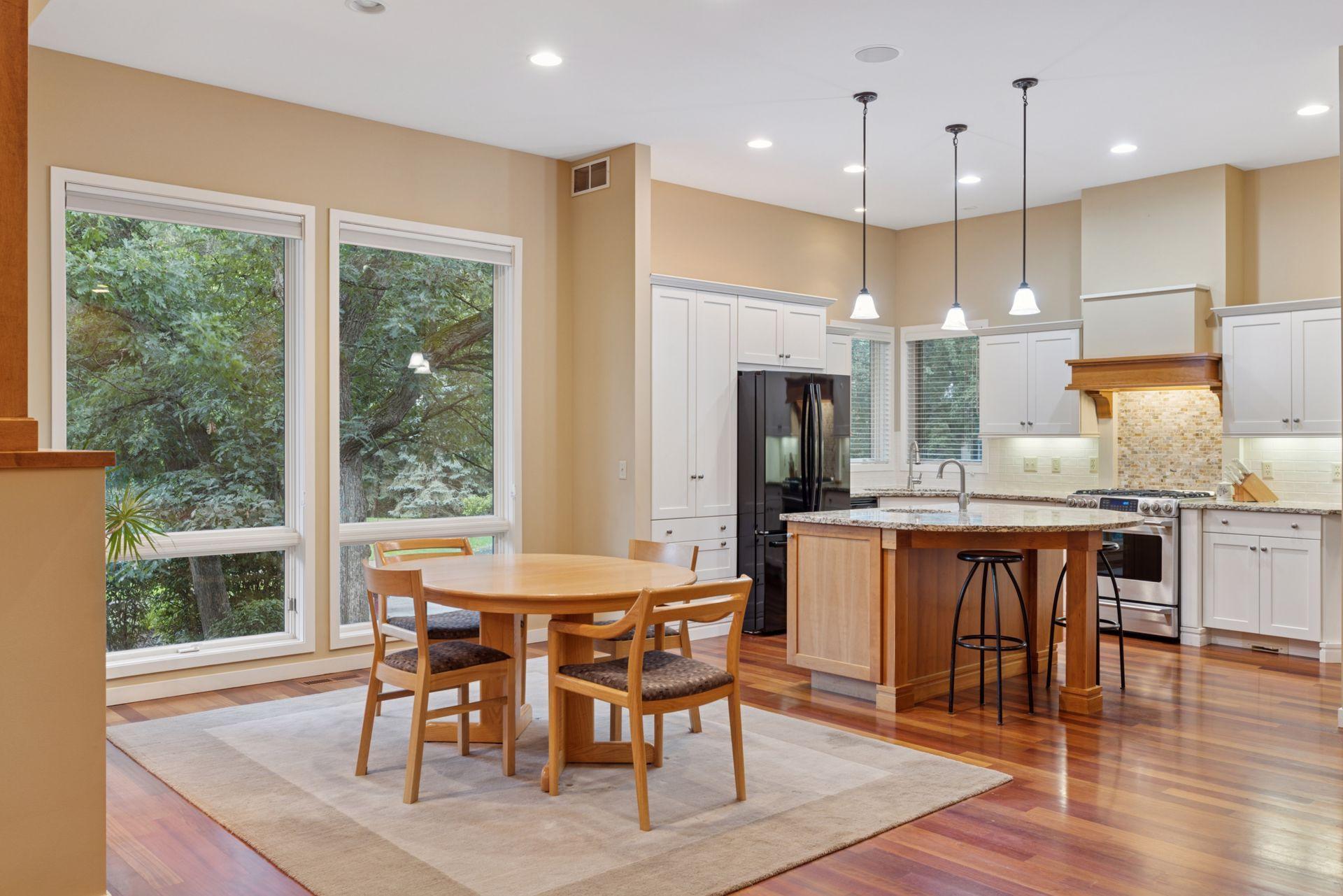 19 Summit Heights
