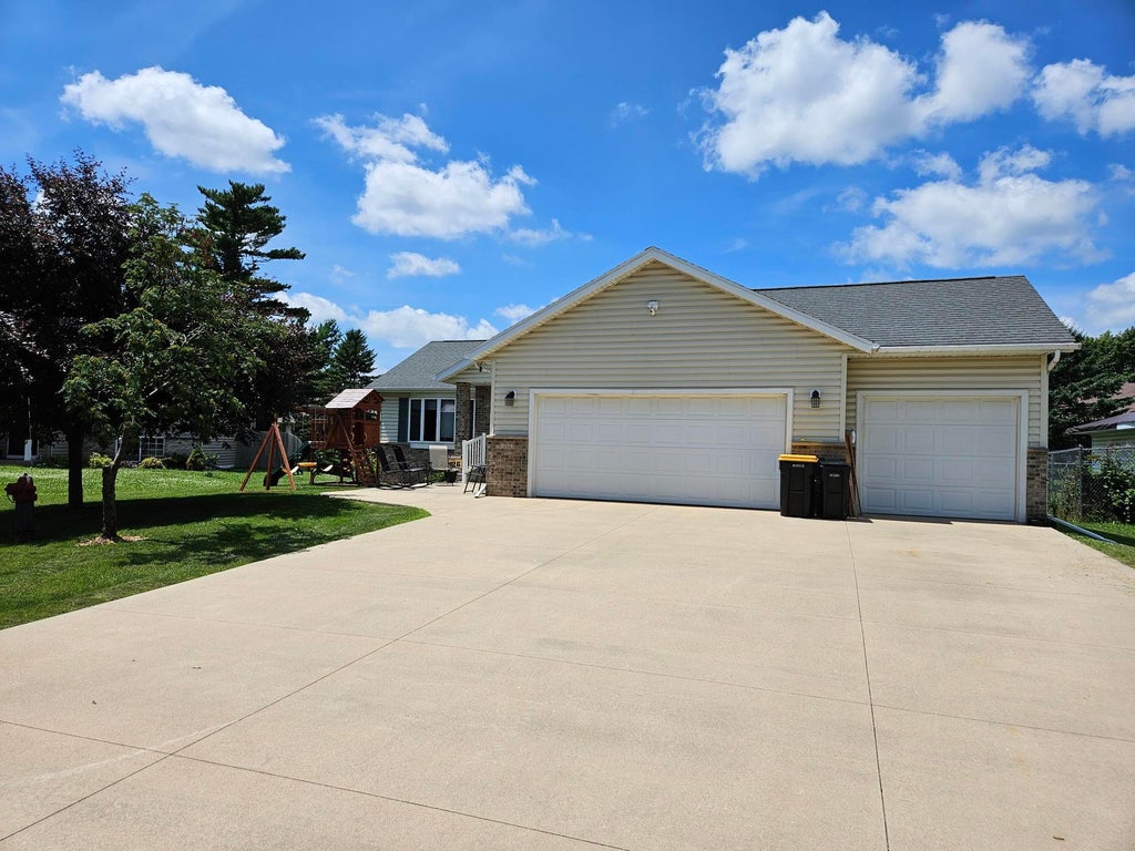 Photo of 712 Mlinar Avenue, Spring Valley, MN 55975 (MLS # 7105071)