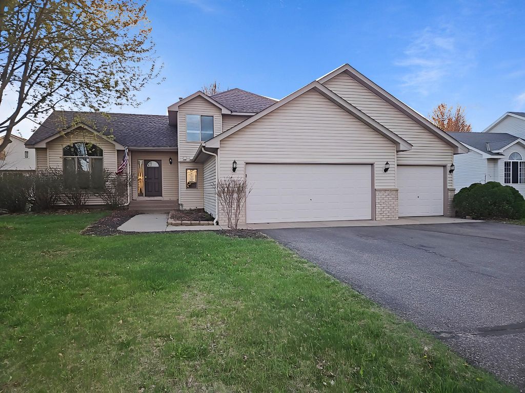 Photo of 13788 Goldenrod Street NW, Andover, MN 55304 (MLS # 7067645)
