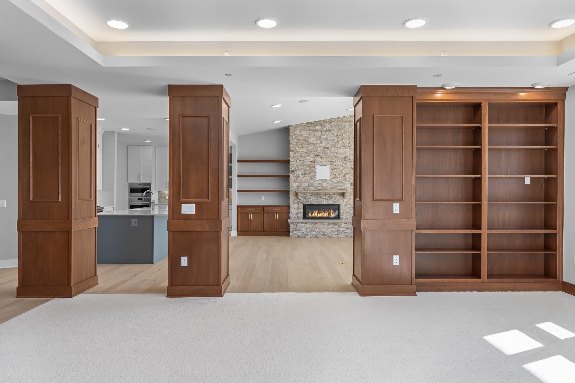 1 Hill Farm Road 306
