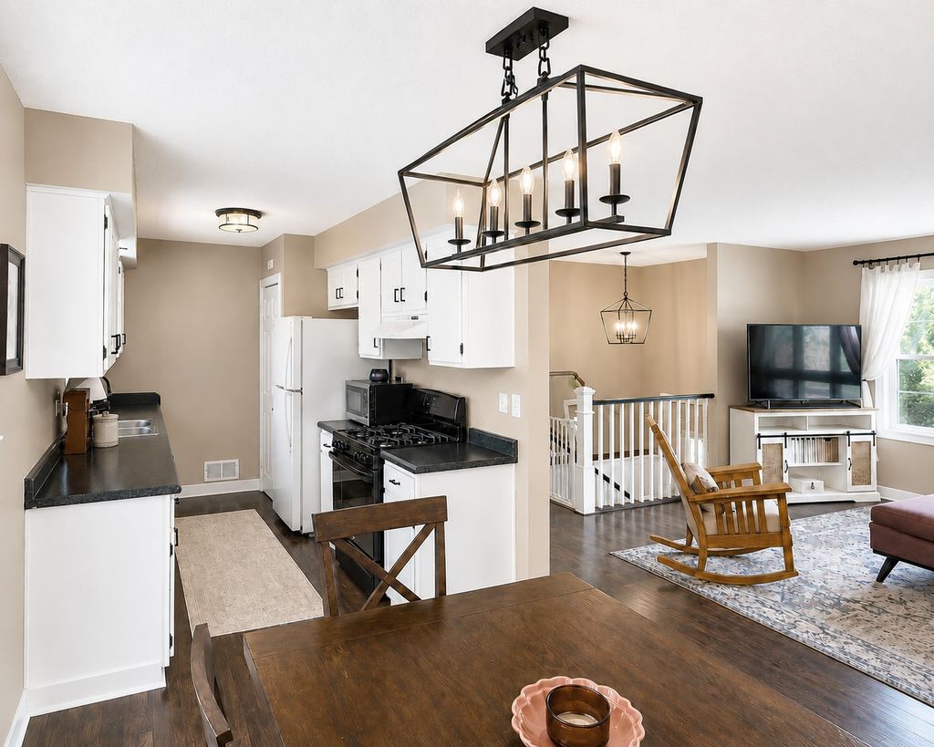 Photo of 1617 Woodland Drive, Red Wing, MN 55066 (MLS # 7071352)