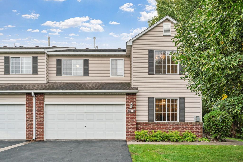 Photo of 17913 96th Avenue N, Maple Grove, MN 55311 (MLS # 7009387)