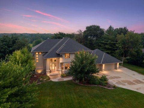 1017 Vista Ridge Lane Shakopee MN 55379