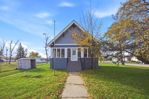 Photo of 319 1st Avenue SW, Hillsboro, ND 58045 (MLS # 7163748)