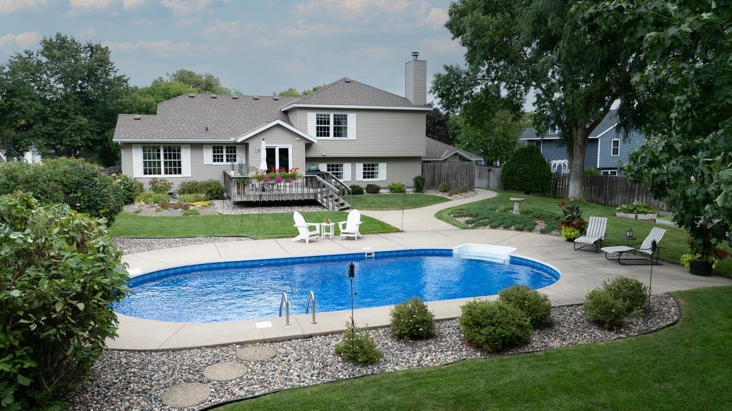 Photo of 2508 Colony Drive, Saint Cloud, MN 56303 (MLS # 7026230)