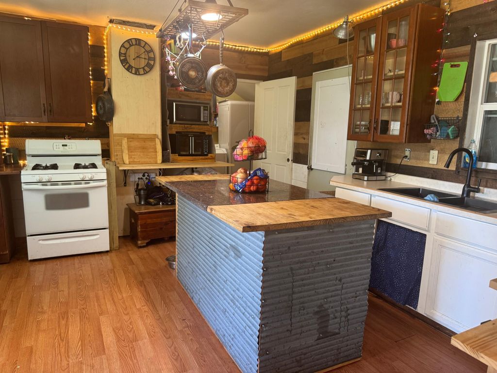 Photo of 117 E Maple Avenue, Frazee, MN 56544 (MLS # 6747490)
