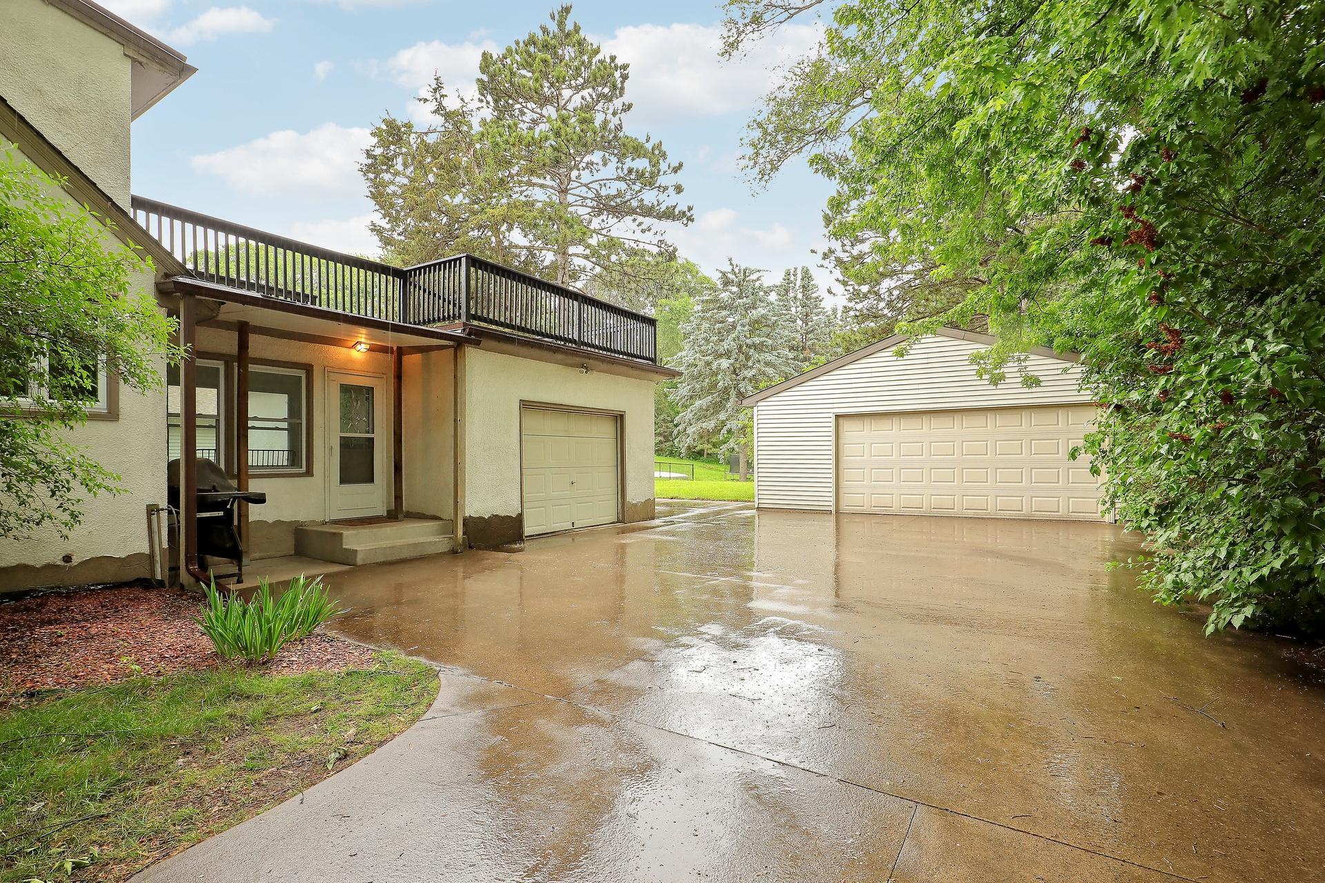 2911 Troseth Road