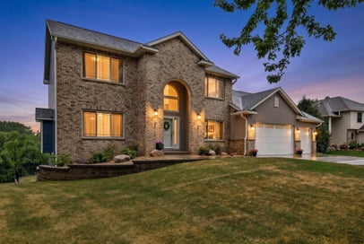 8939 Heatherton Ridge Drive Savage MN 55378