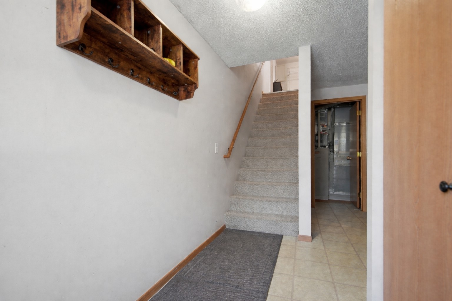 15517 Flight Way 212