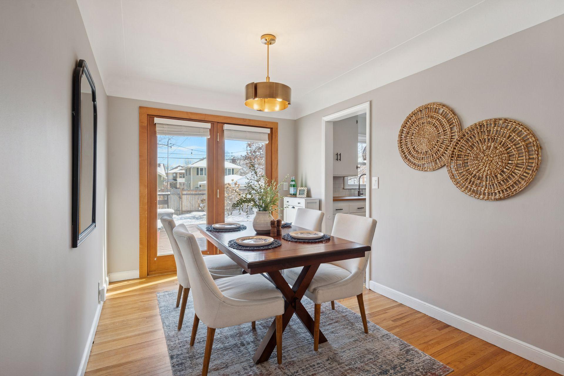 4643 Pleasant Avenue