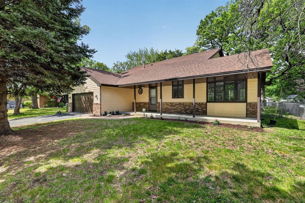 Photo of 13120 Lily Street NW, Coon Rapids, MN 55448 (MLS # 7078429)