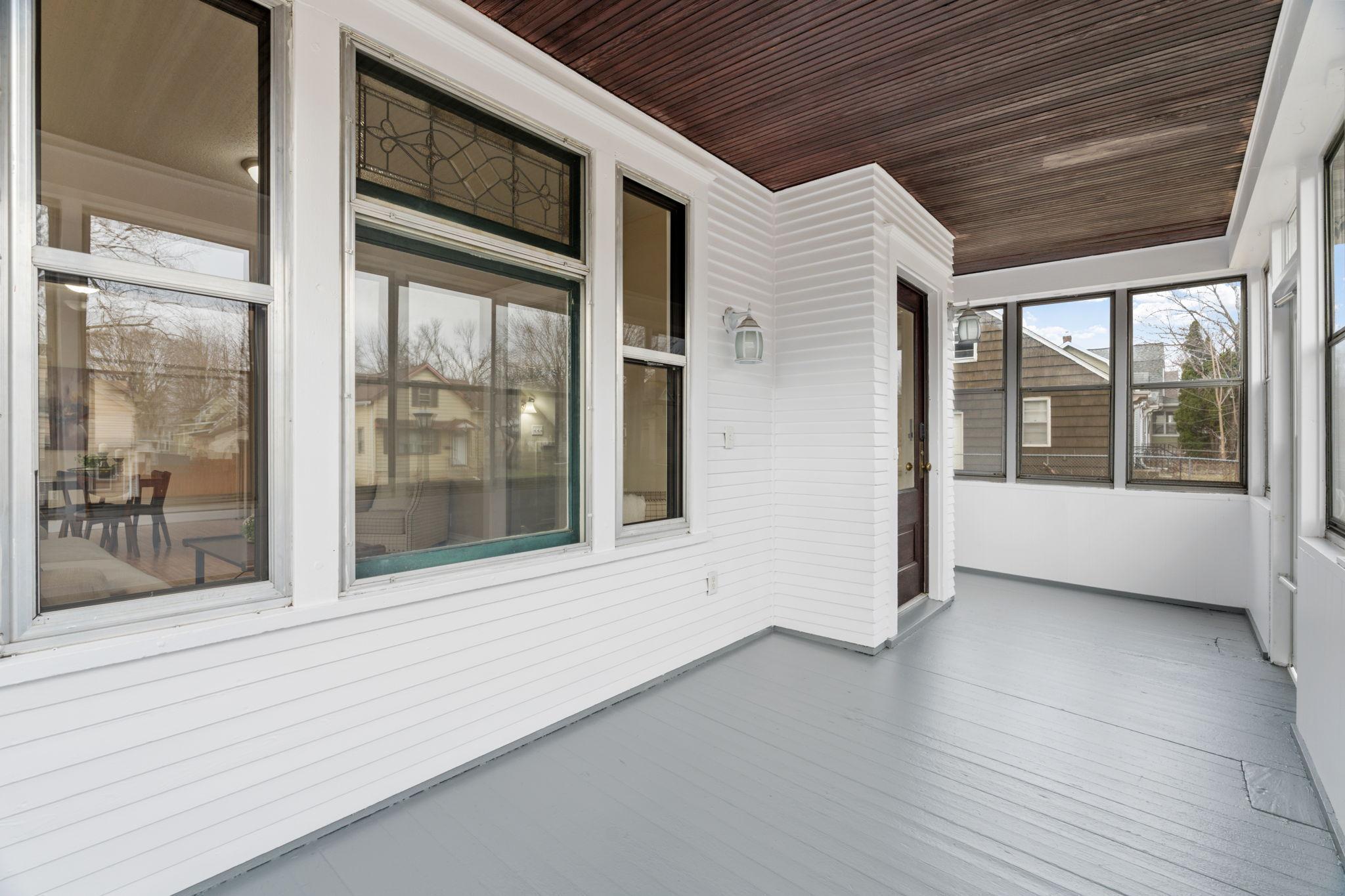 1032 Minnehaha Avenue E