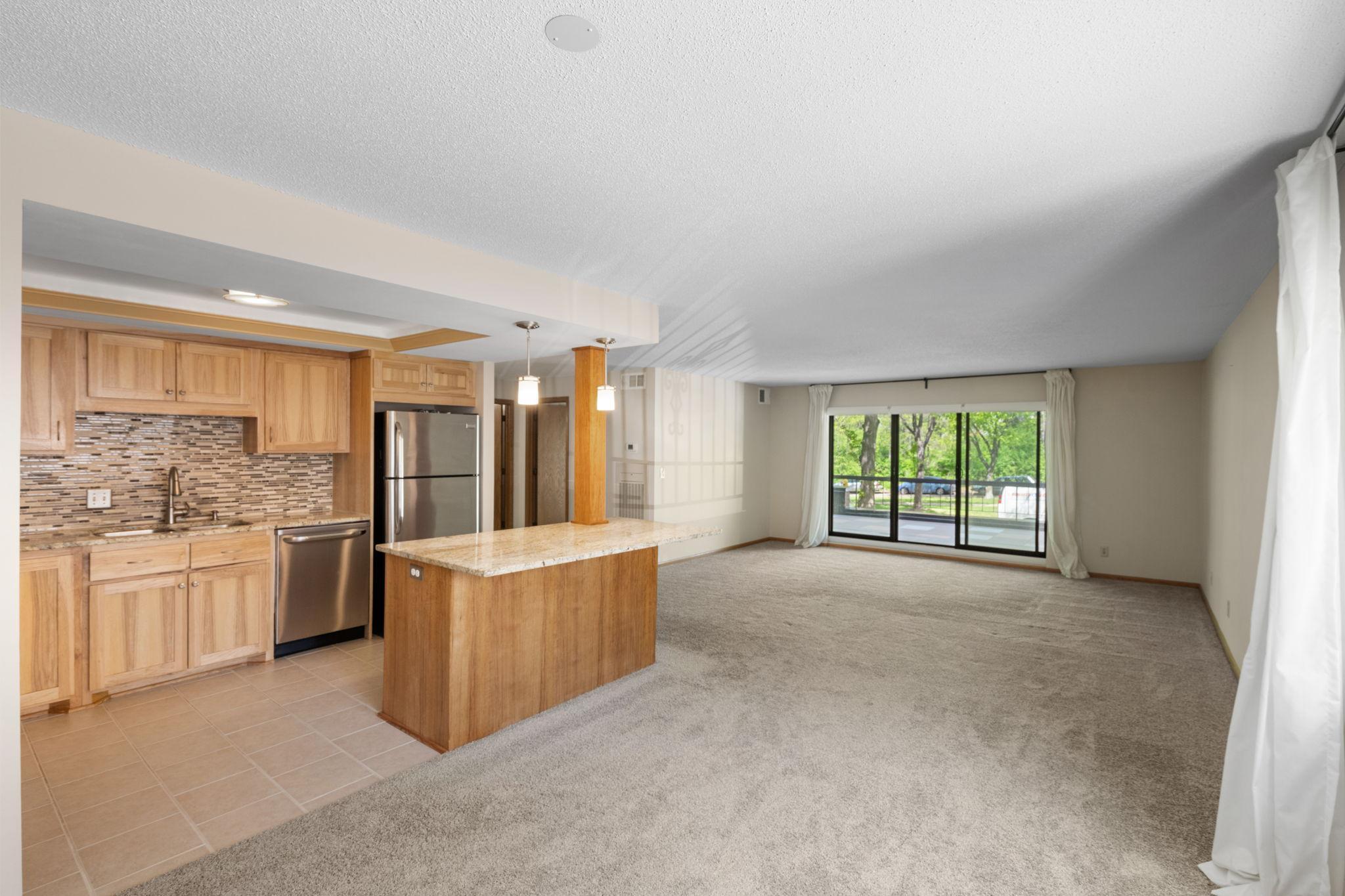 2885 Knox Avenue S 208