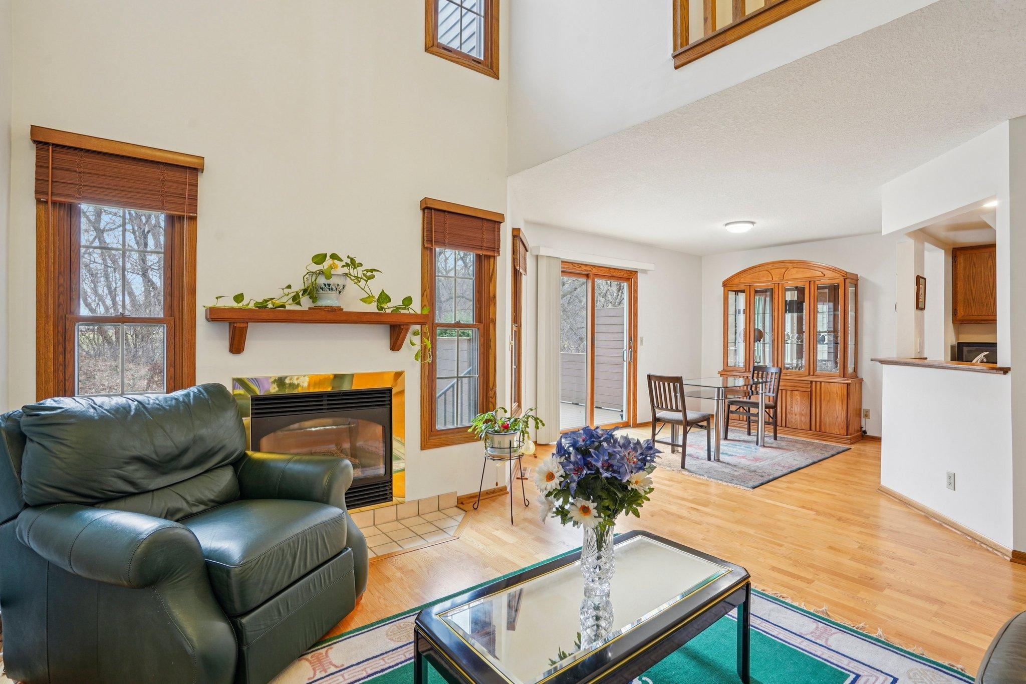 1646 Rose Hill Circle