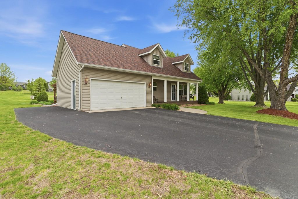 Photo of 4488 Roberds Lake Trail, Faribault, MN 55021 (MLS # 7023276)