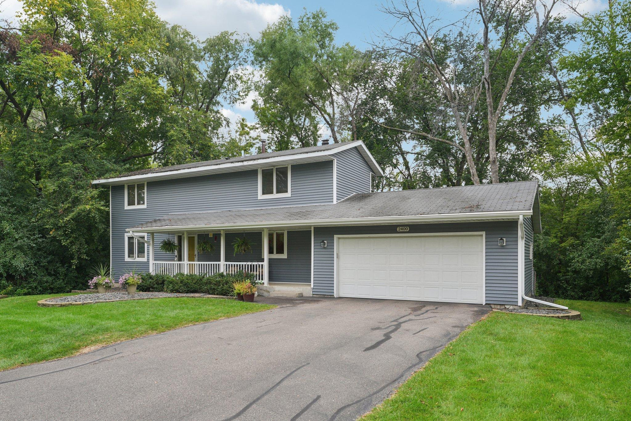 2400 Indian Road W