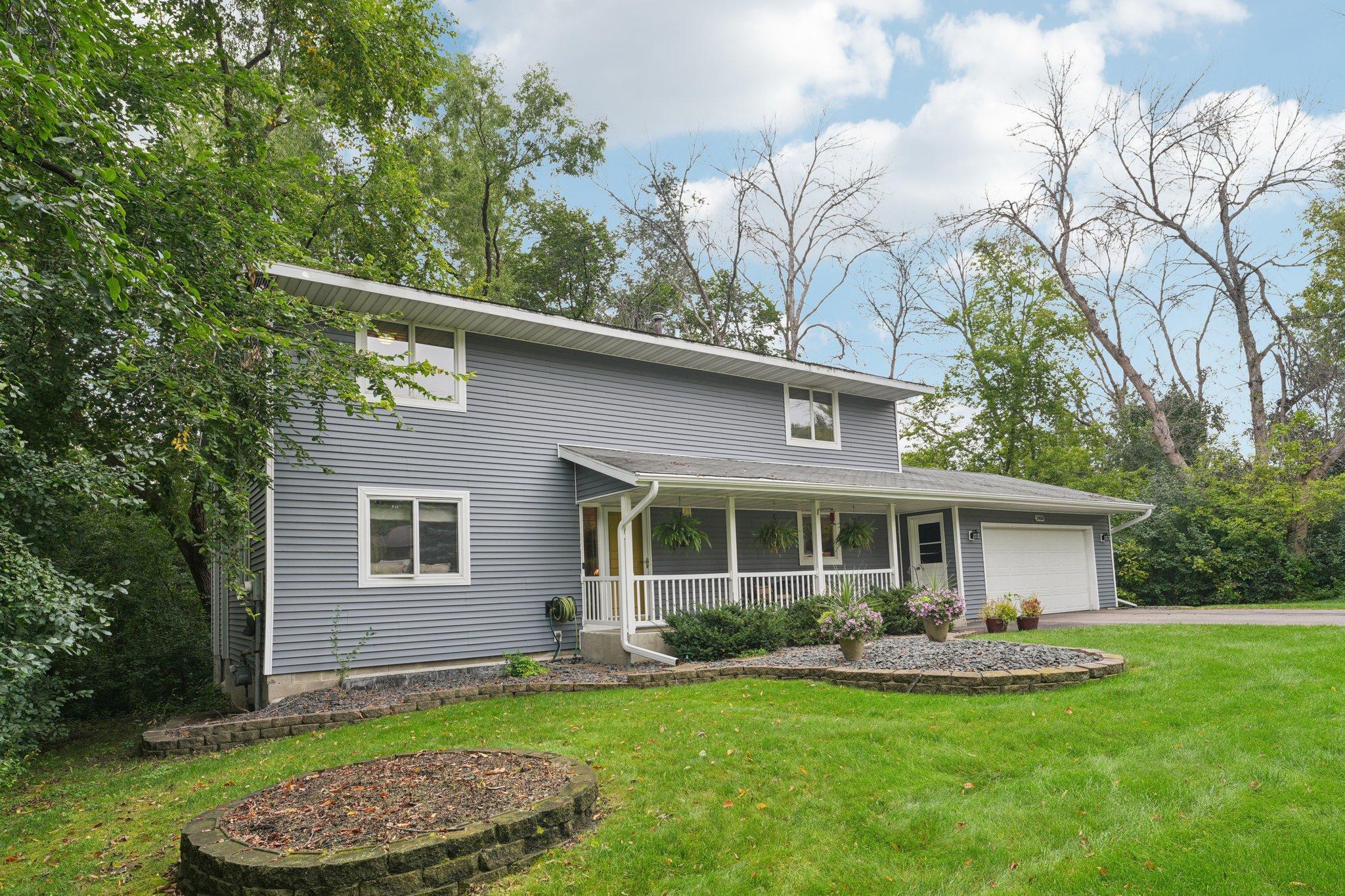 2400 Indian Road W