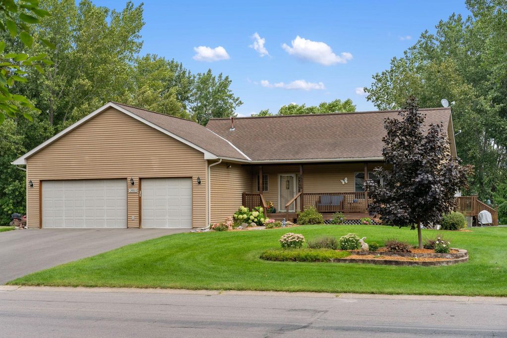 Photo of 29805 Broadway Street, Lindstrom, MN 55045 (MLS # 6782022)