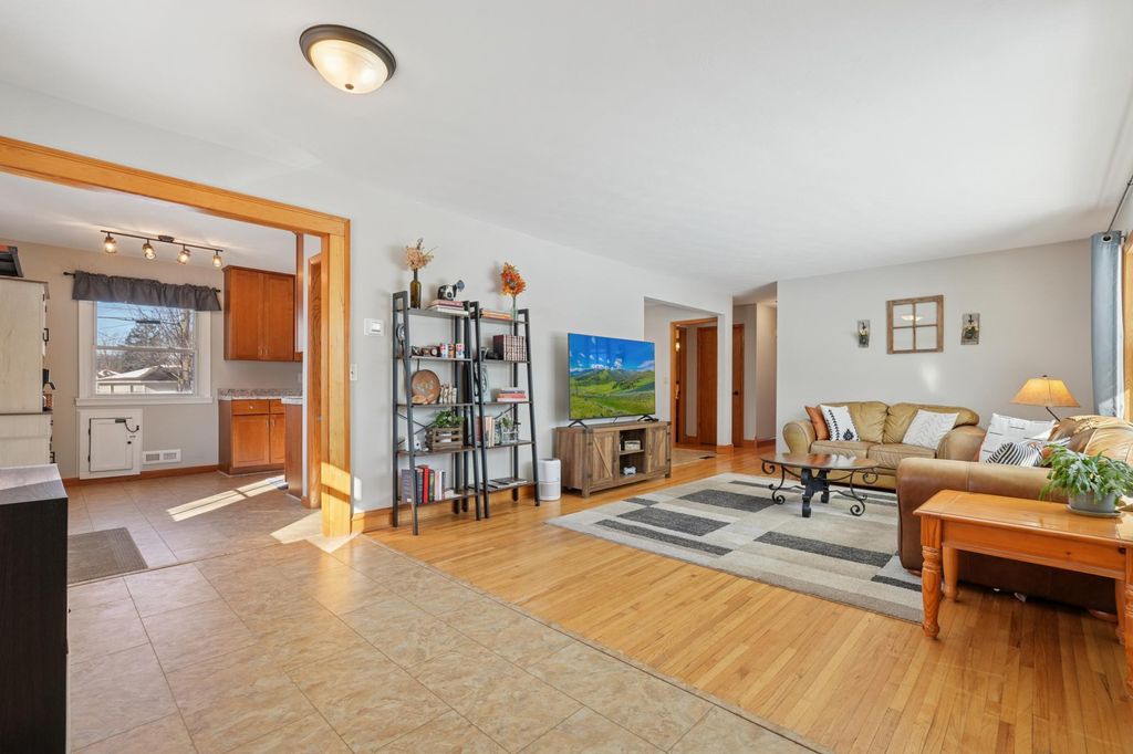 Photo of 8546 Greenway Avenue S, Cottage Grove, MN 55016 (MLS # 6821588)