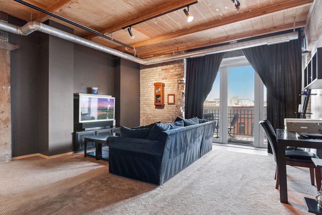 Photo of 406 Wacouta Street #413, Saint Paul, MN 55101 (MLS # 7039920)