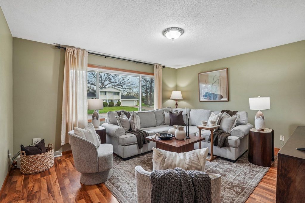 Photo of 3725 80th Avenue N, Brooklyn Park, MN 55443 (MLS # 7058585)