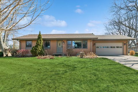 683 Riviera Drive New Brighton MN 55112