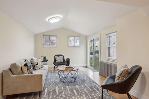 2733 Columbus Avenue Minneapolis MN 55407