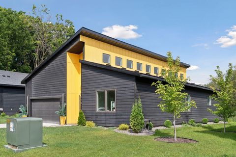 1013 Gardner Street Wayzata MN 55391