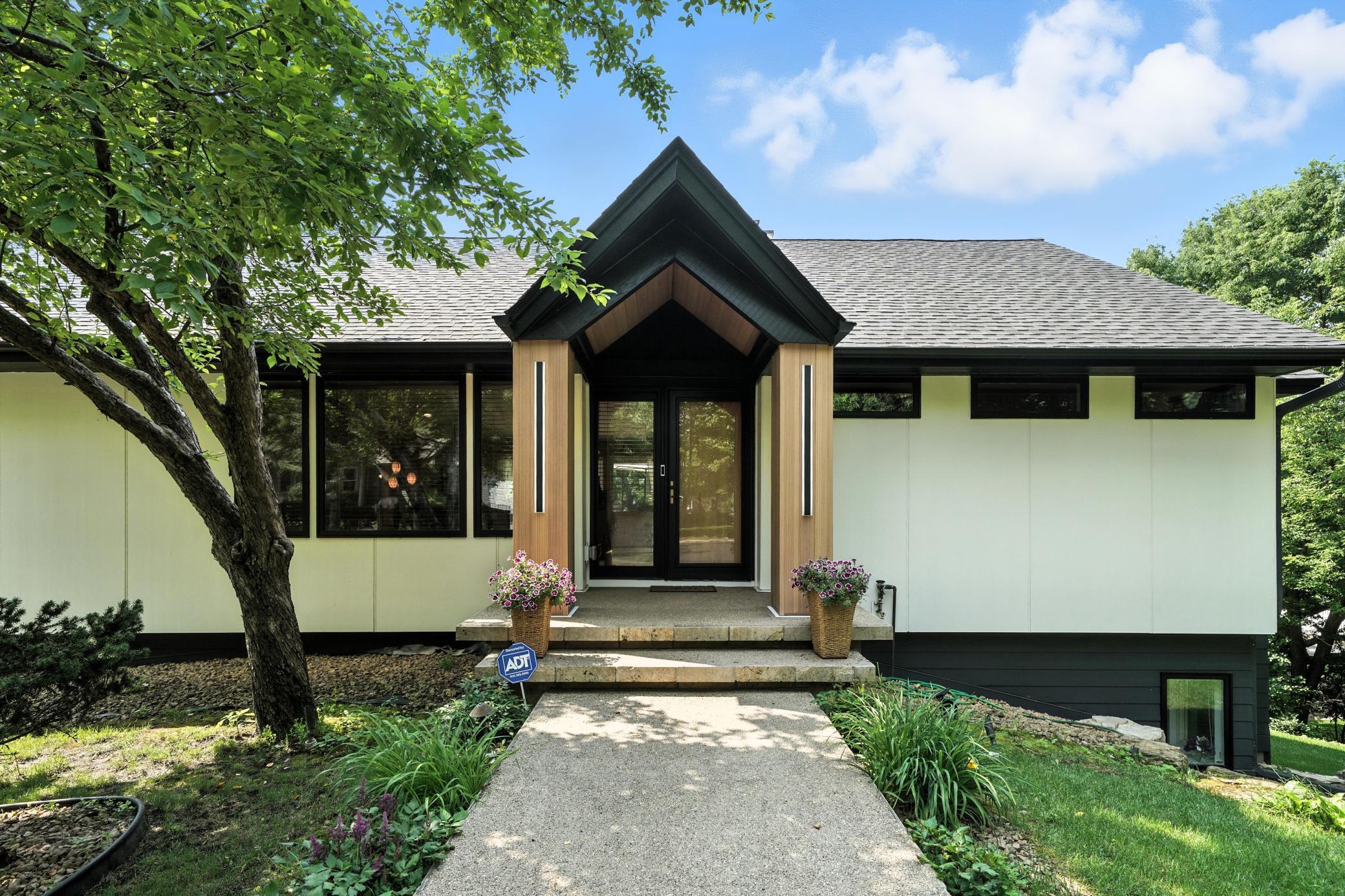 16515 Hilltop Terrace