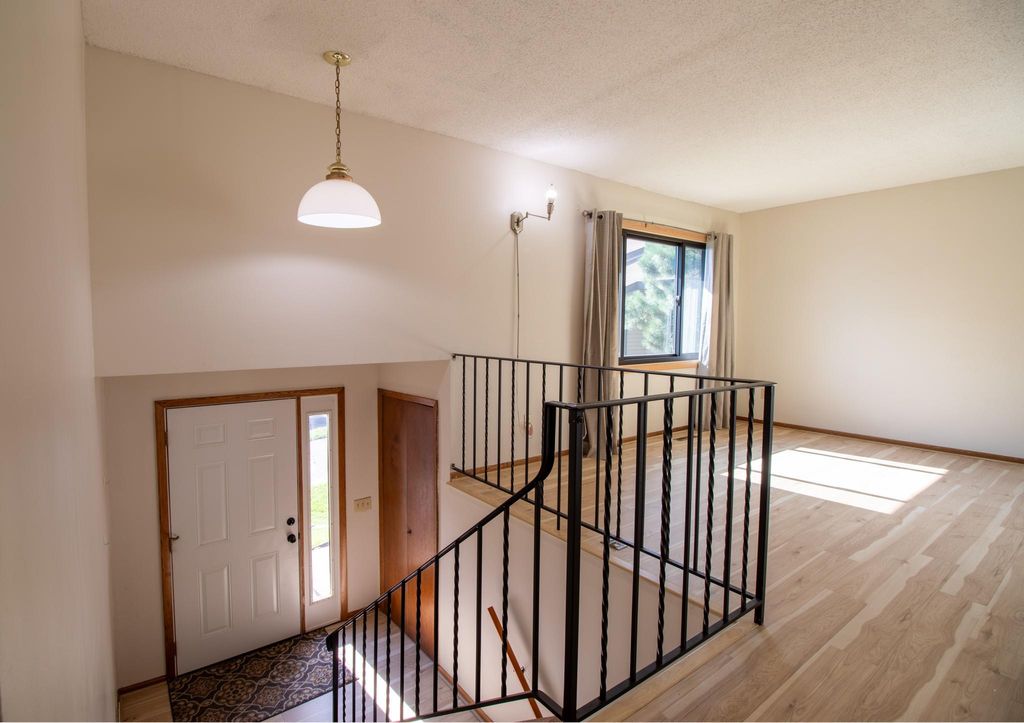 Photo of 14742 Embry Path, Apple Valley, MN 55124 (MLS # 7098050)