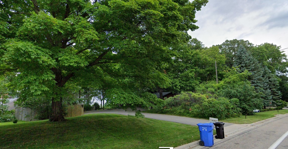 1586 East Shore Drive