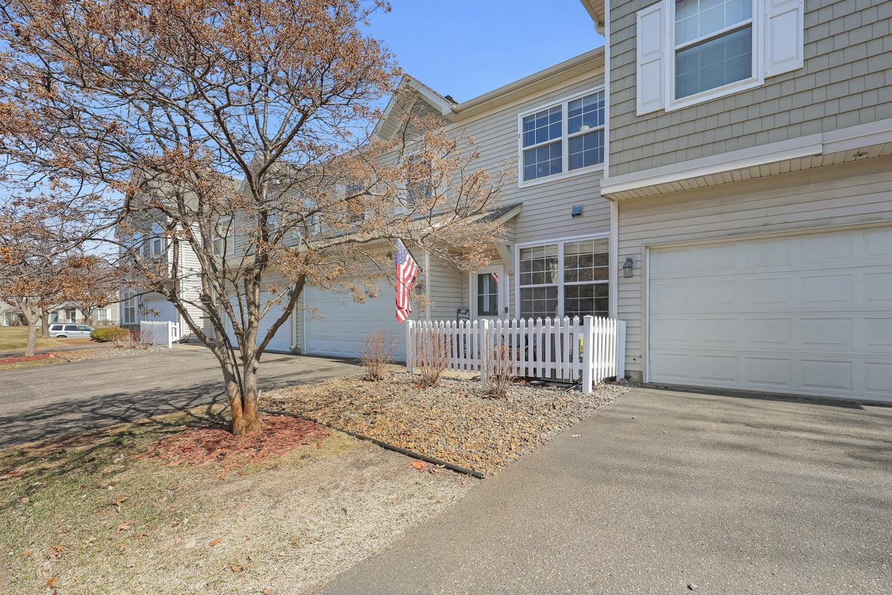 1884 Bluestem Lane 58
