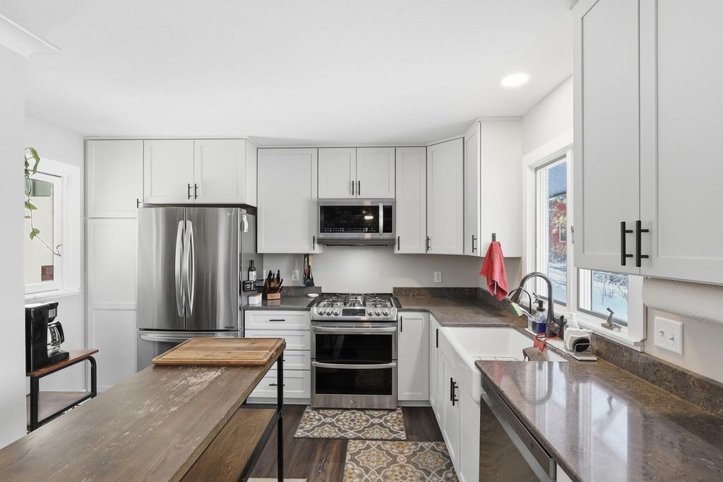 Photo of 8315 Alta Avenue, Inver Grove Heights, MN 55077 (MLS # 7037417)