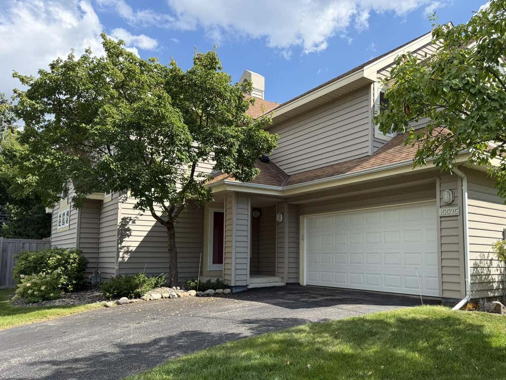 Photo of 15575 17th Place N, Plymouth, MN 55447 (MLS # 7087804)