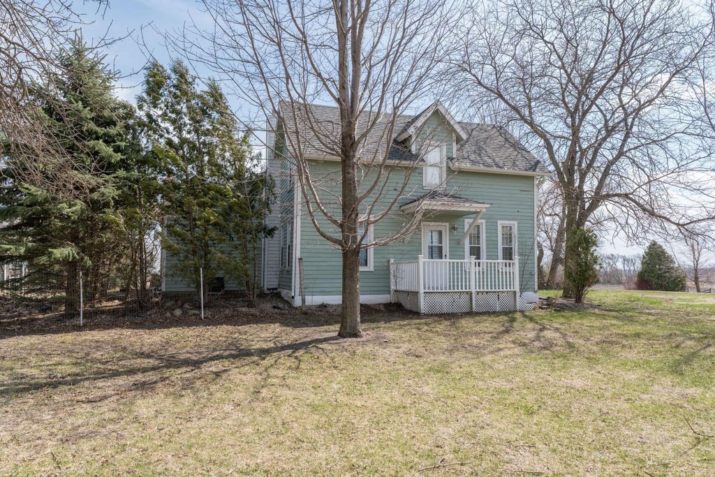 Photo of 5822 500th Avenue, Bricelyn, MN 56014 (MLS # 7052689)