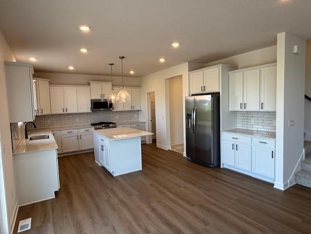 2153 Koronis Circle