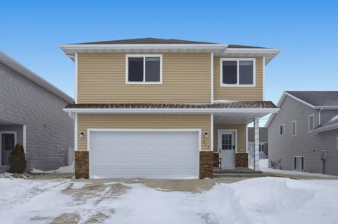 919 29th Avenue W West Fargo ND 58078