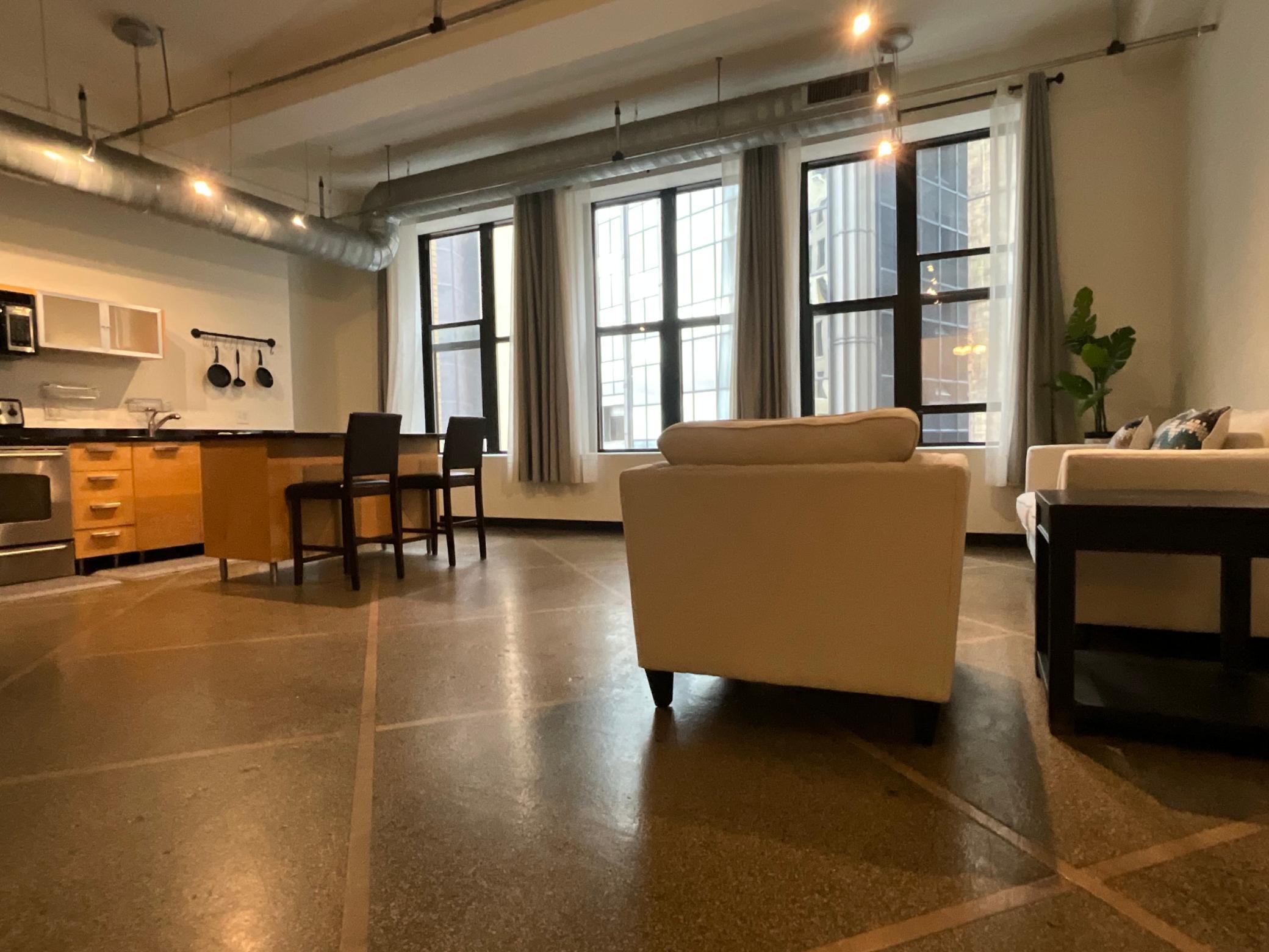 350 Saint Peter Street 405