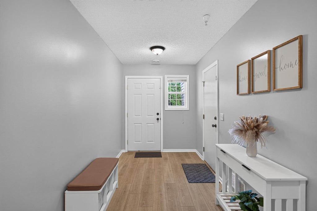 Photo of 17679 Hackberry Court, Eden Prairie, MN 55347 (MLS # 7150015)
