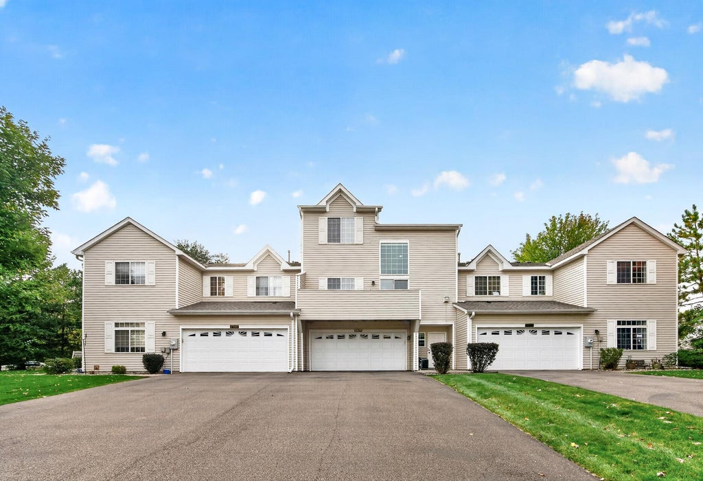 Photo of 17679 Hackberry Court, Eden Prairie, MN 55347 (MLS # 7150015)