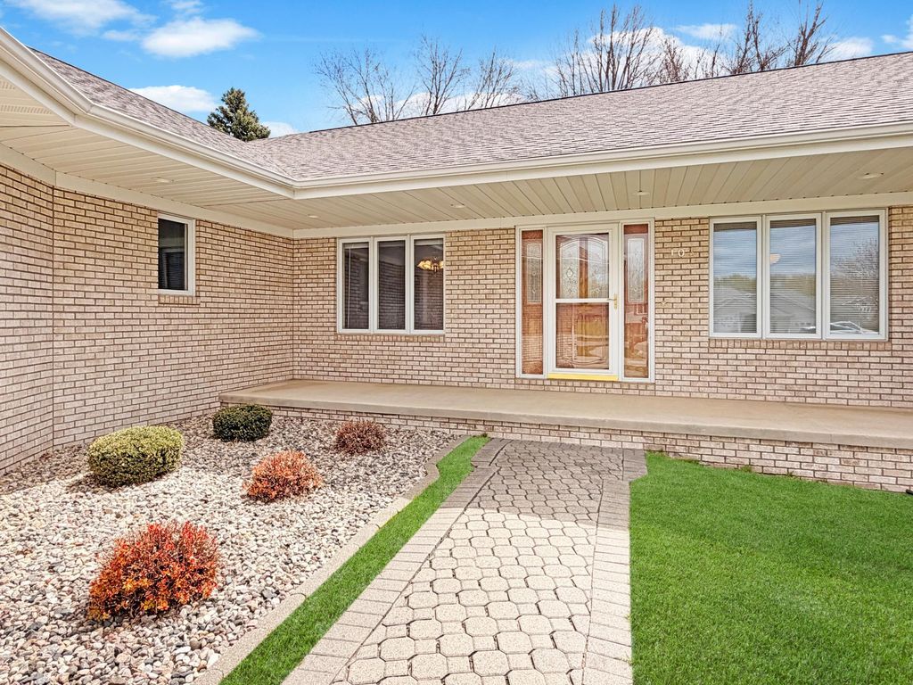 Photo of 103 Whitney Circle, Marshall, MN 56258 (MLS # 7069198)