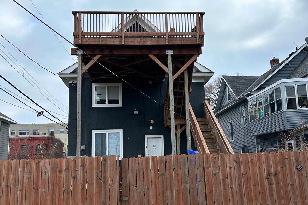 Photo of 16 W 33rd Street, Minneapolis, MN 55408 (MLS # 6817411)