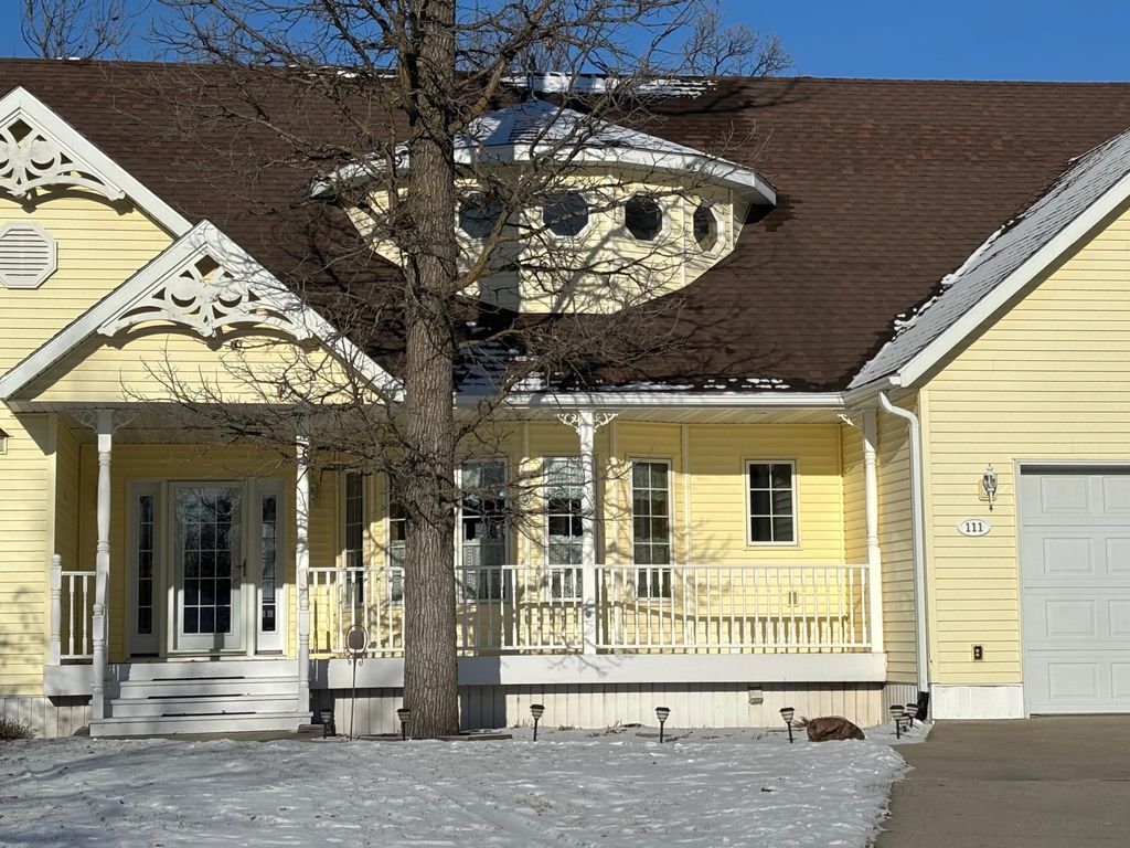 Photo of 111 Oakwood Court, Thief River Falls, MN 56701 (MLS # 7000255)