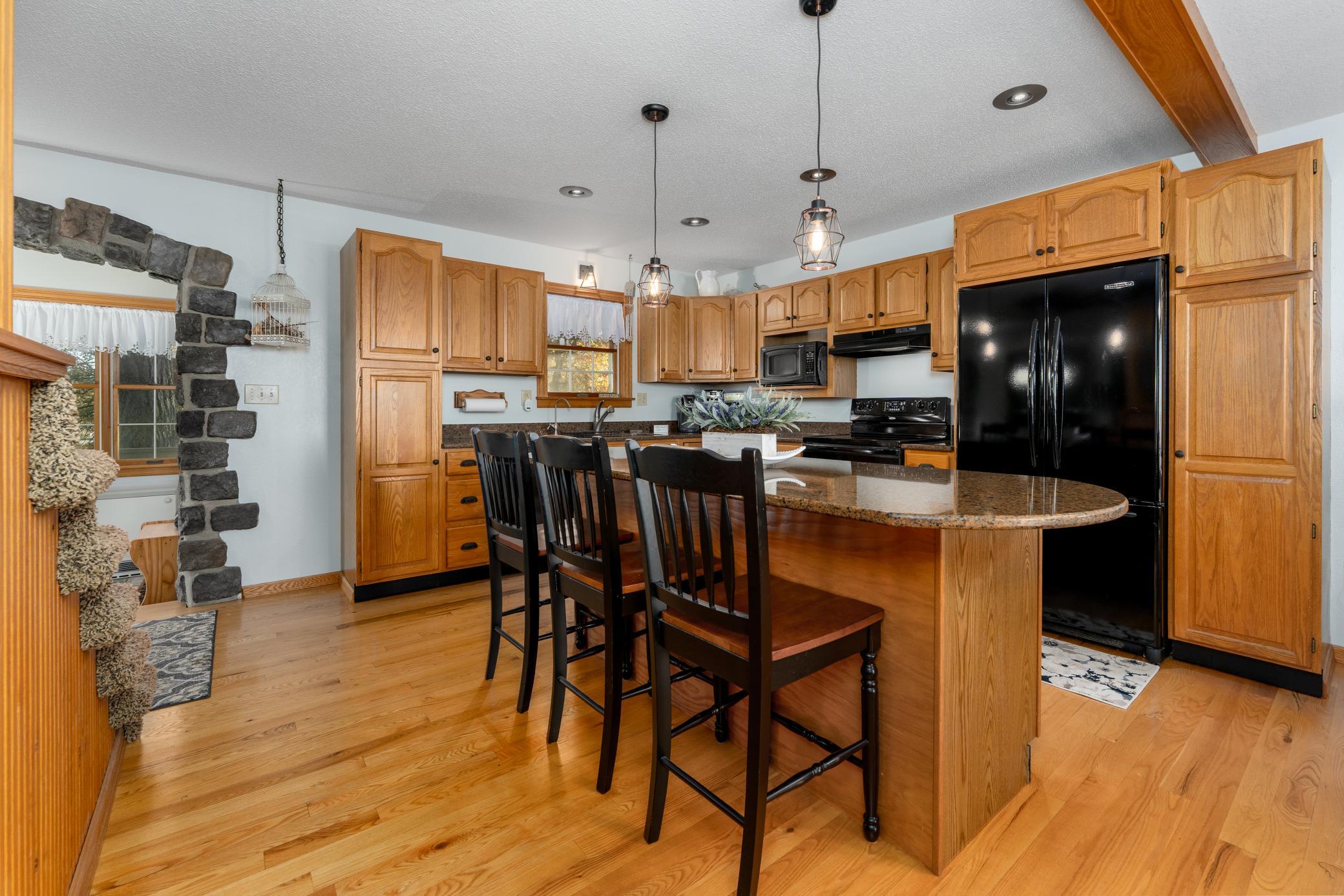 6322 Highland Scenic Road