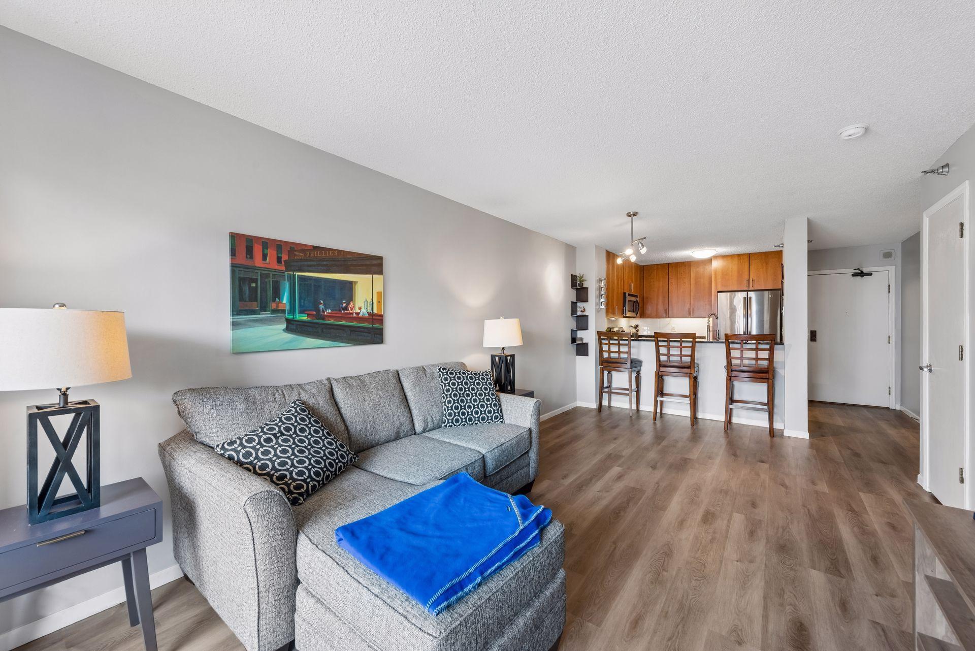 401 S 1st Street 521