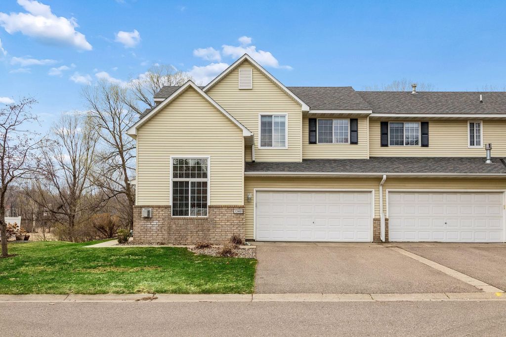 Photo of 3200 Juniper Circle #D, Woodbury, MN 55125 (MLS # 7056287)